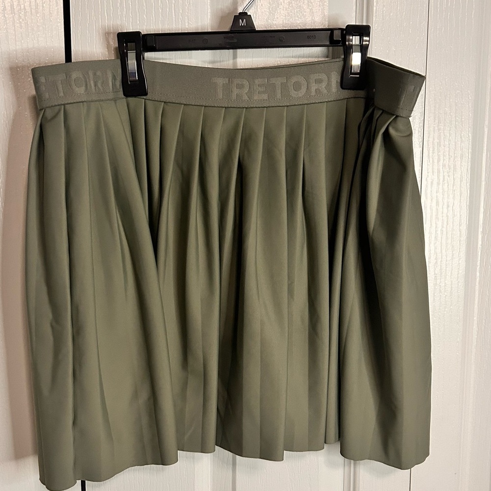 Tretorn Women’s Pleated Tennis Skort XL Green Athletic Skirt Activewear Pockets